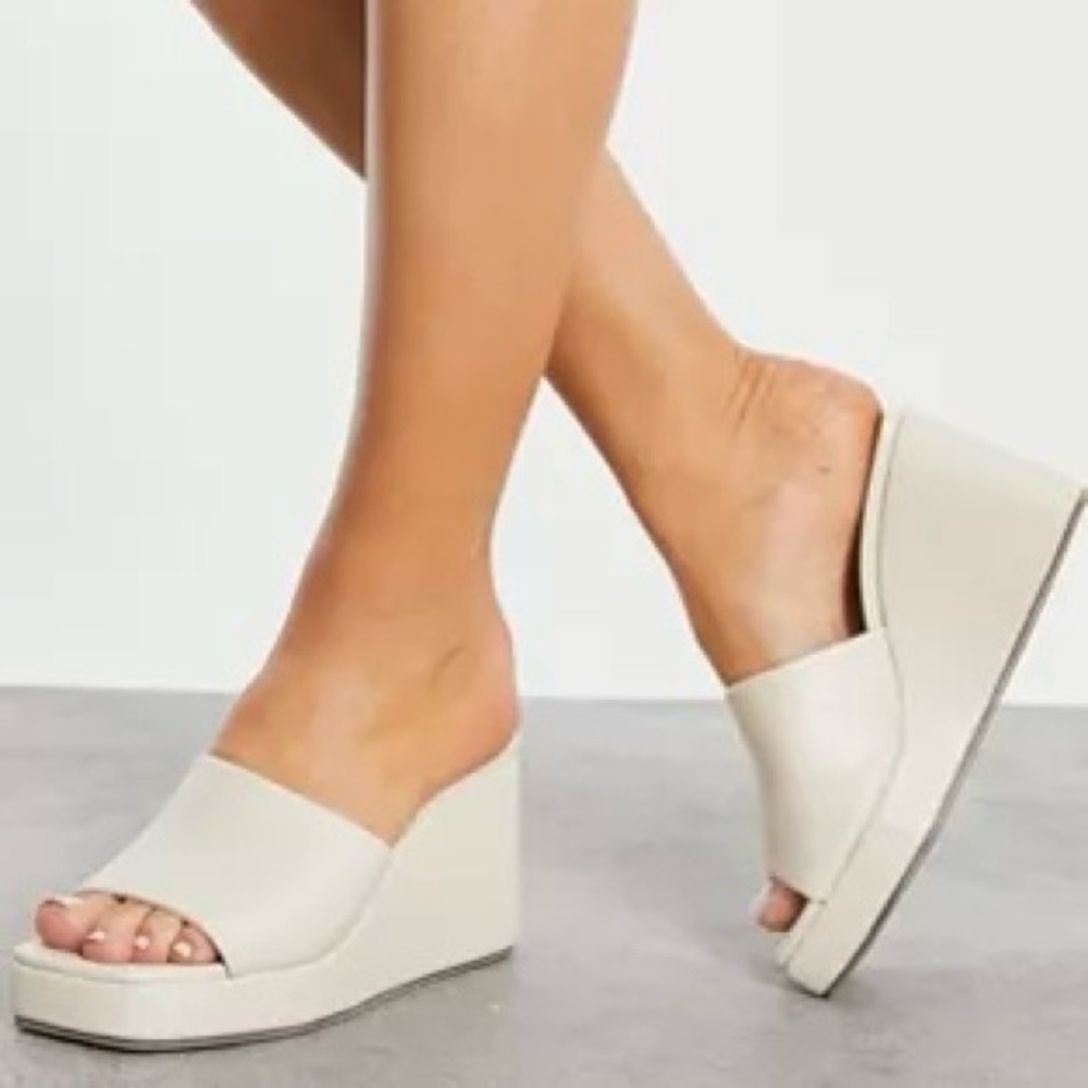 ASOS Design Topaz Square Toe Wedge Mules in Off-White Women's size 8 New!
